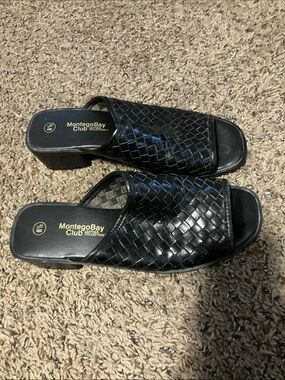 Vintage Montego Bay Club black leather braided block heel mule sandals 1990’s